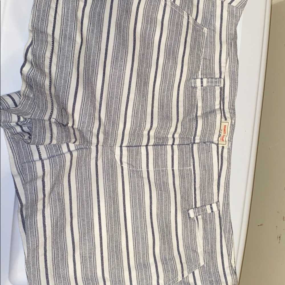 Women’s gap shorts